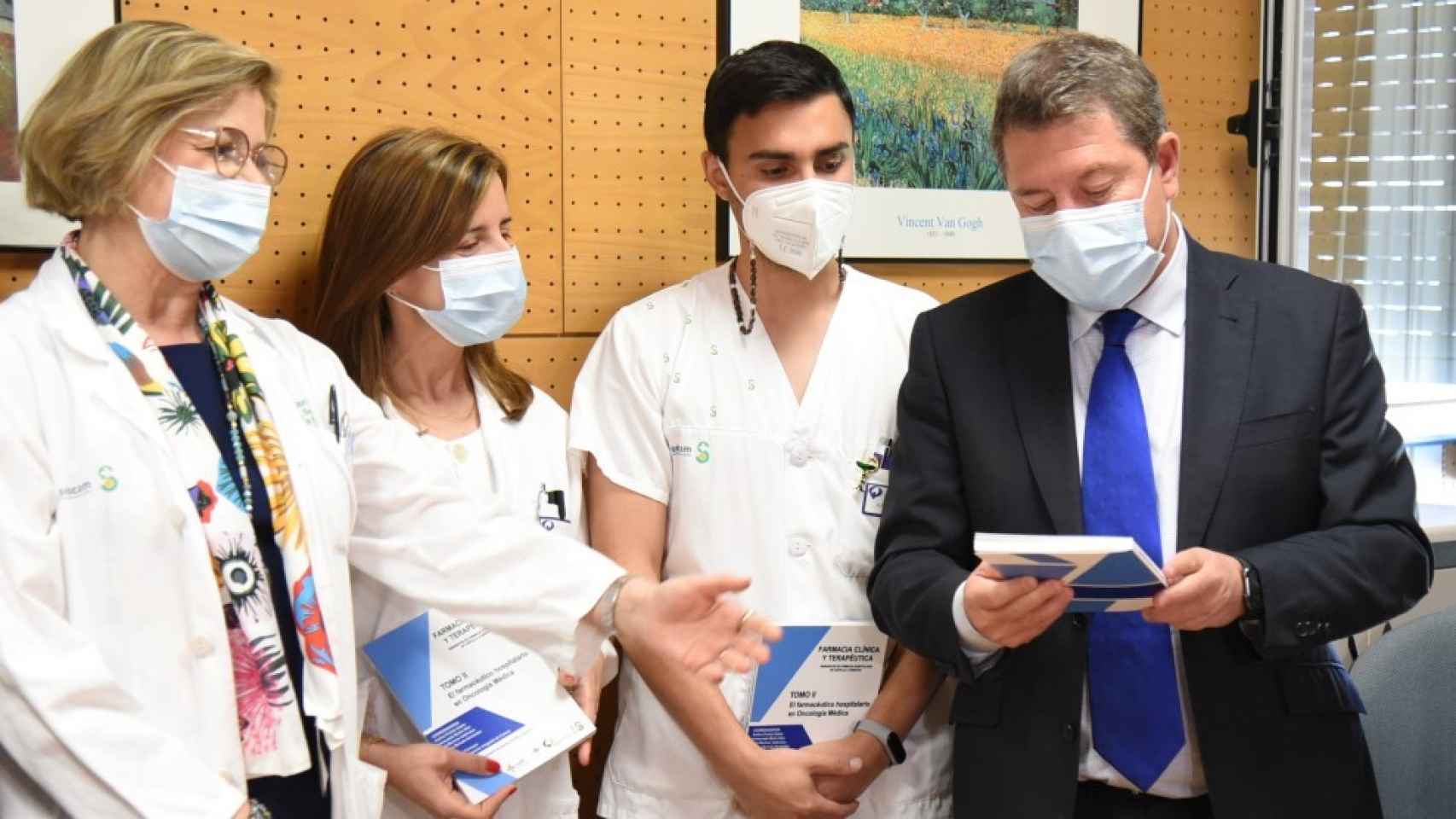 Page en su visita de este jueves al Servicio de Diagnóstico por la Imagen del Hospital Virgen de la Luz de Cuenca. Foto: JCCM