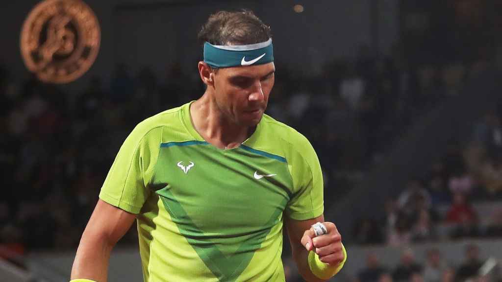 Rafa Nadal celebra un punto en Roland Garros 2022