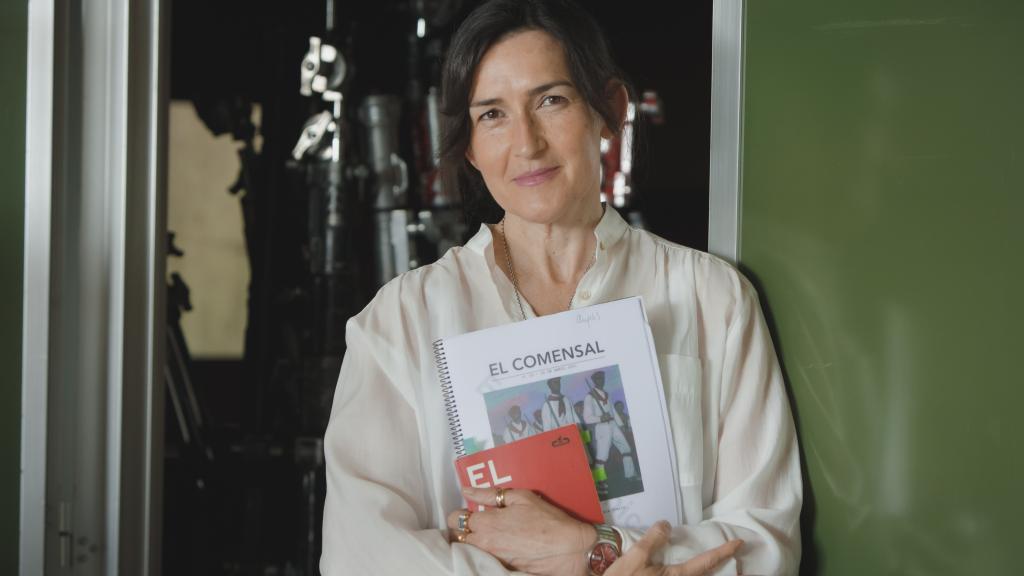 Ángeles González-Sinde estrena en cines la película 'El comensal'.