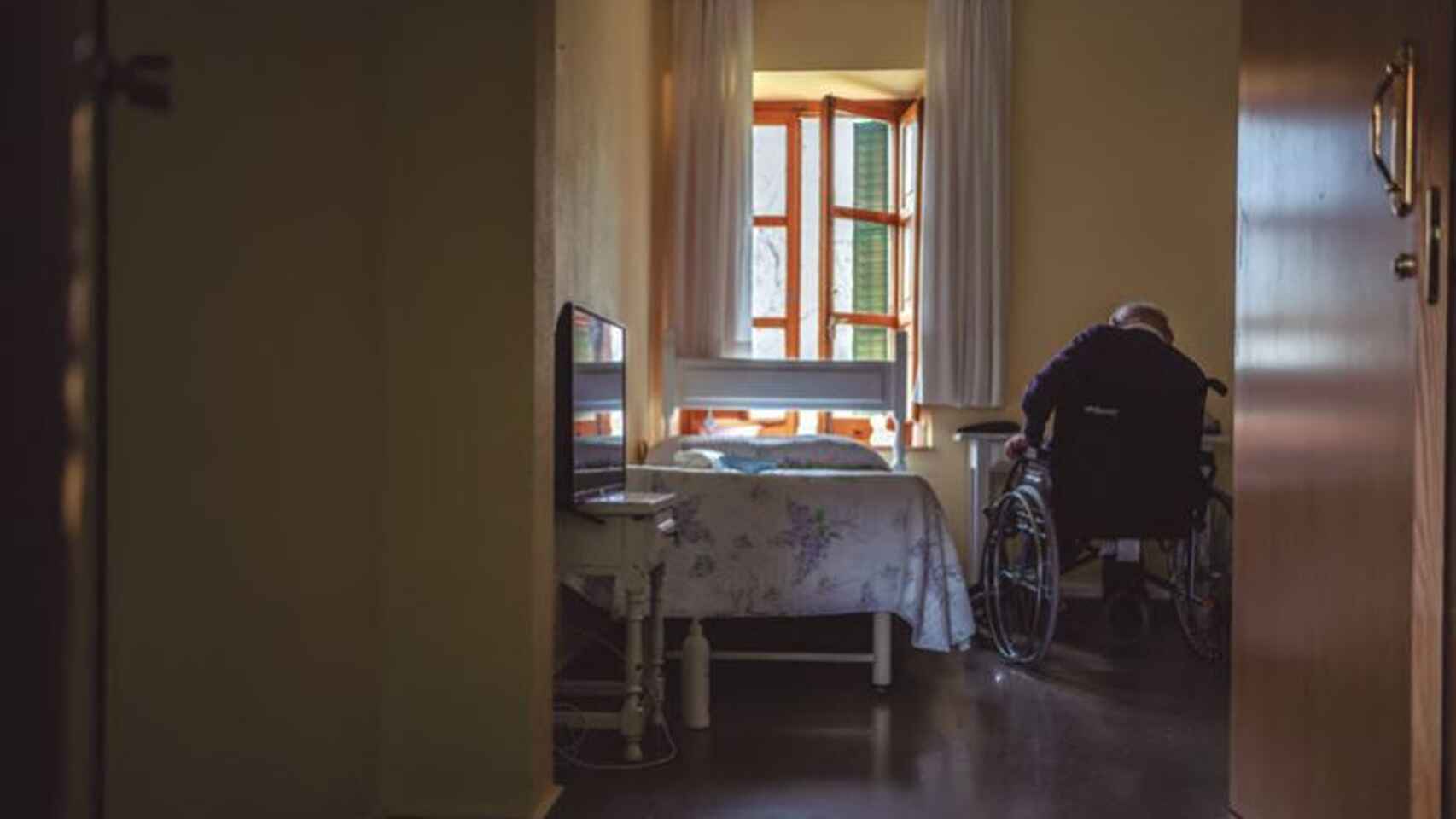 Anciano en una residencia. Foto: archivo