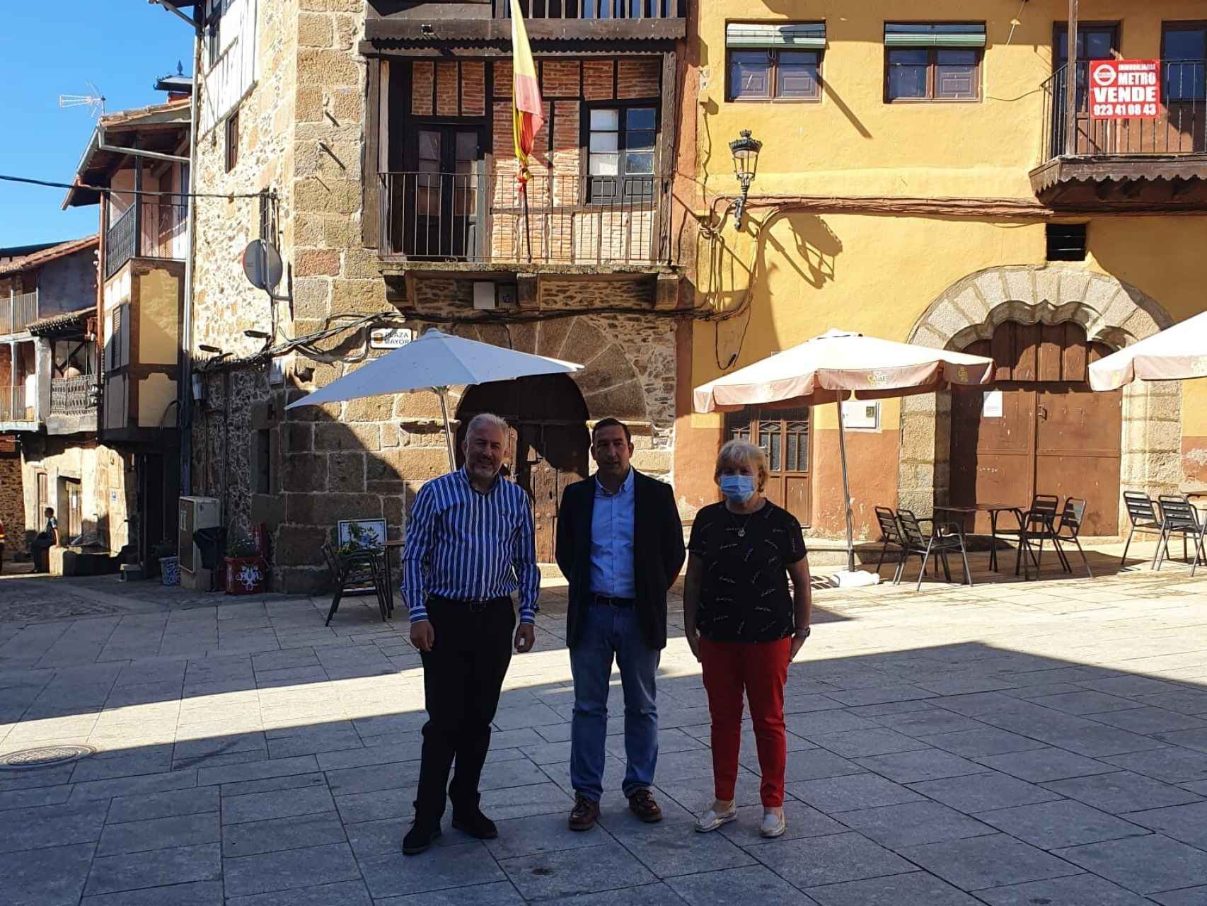 Visita del delegado de la Junta en Salamanca a Sotoserrano