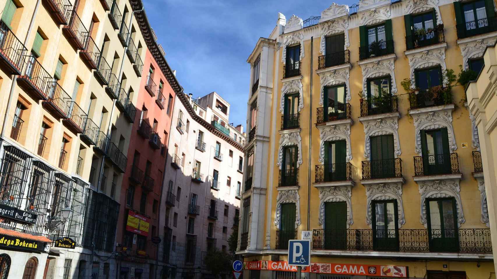 Viviendas en el casco histórico de Madrid.