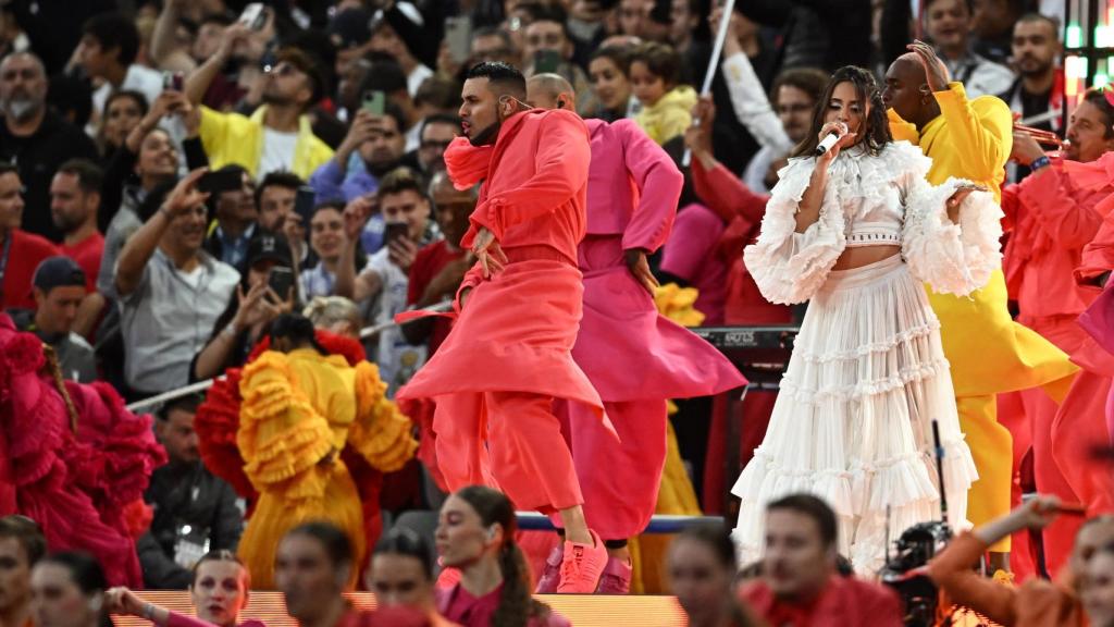 Camila Cabello, durante su actuación en la final de la Champions