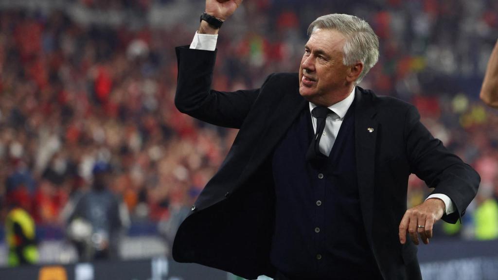 Carlo Ancelotti celebrando la victoria con el Real Madrid