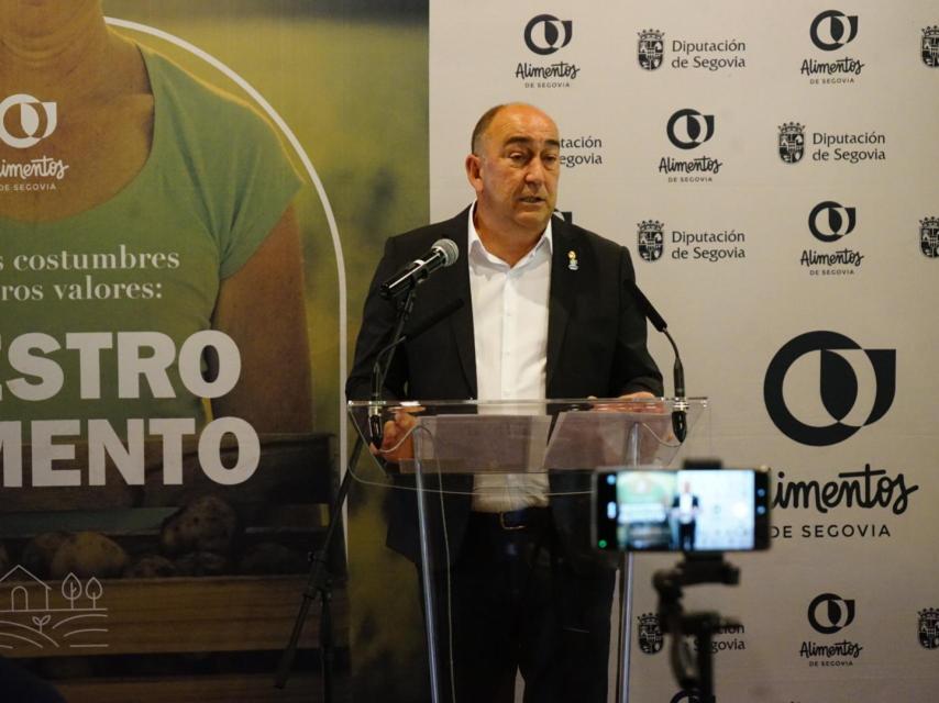 Un centenar de personas asisten a la presentación del menú Kilómetro Cero de la provincia de Segovia.