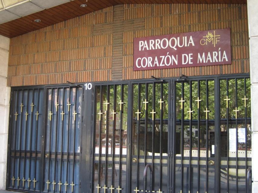 Fachada de la parroquia del Corazón de María, en la Plaza Circular de Valladolid.