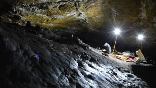 Sondeos en la Sala del Saco de la cueva de Ardales.  / Ramos-Muñoz et al., CC-BY 4.0