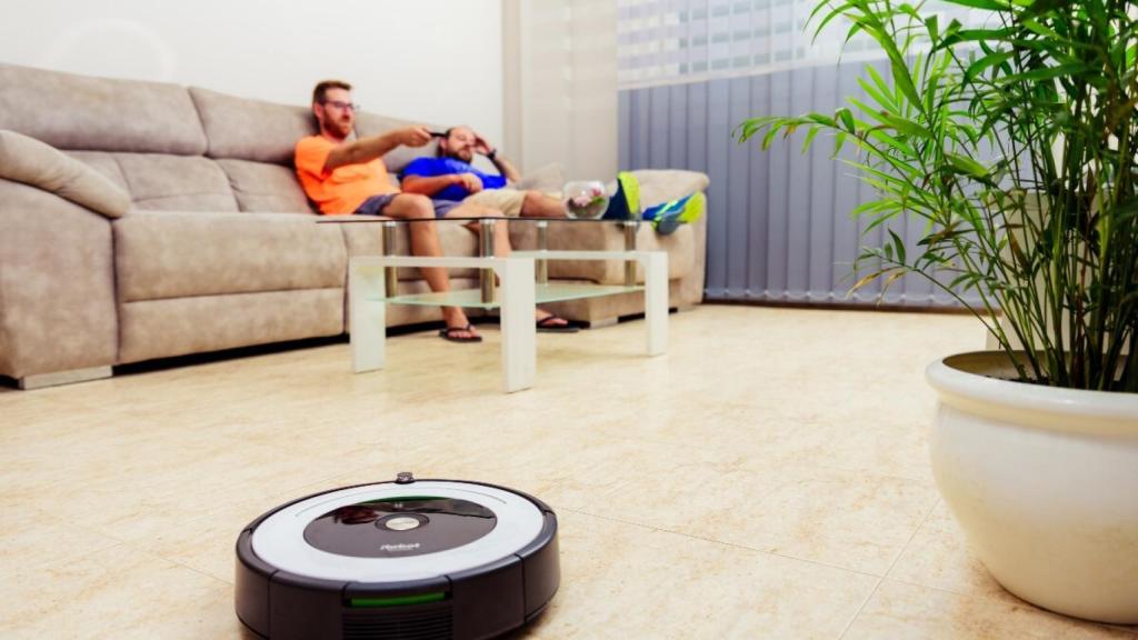 Un 24% de descuento en el robot aspirador Roomba que revolucionará tu hogar