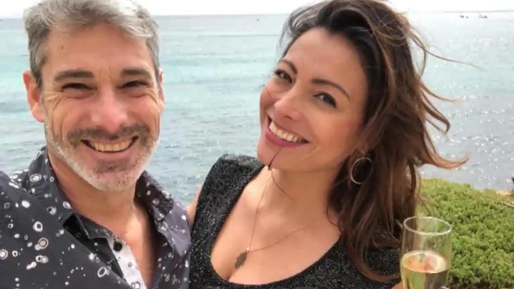 Silvia Idalia Serrano junto a su pareja, Daniel Puyato.