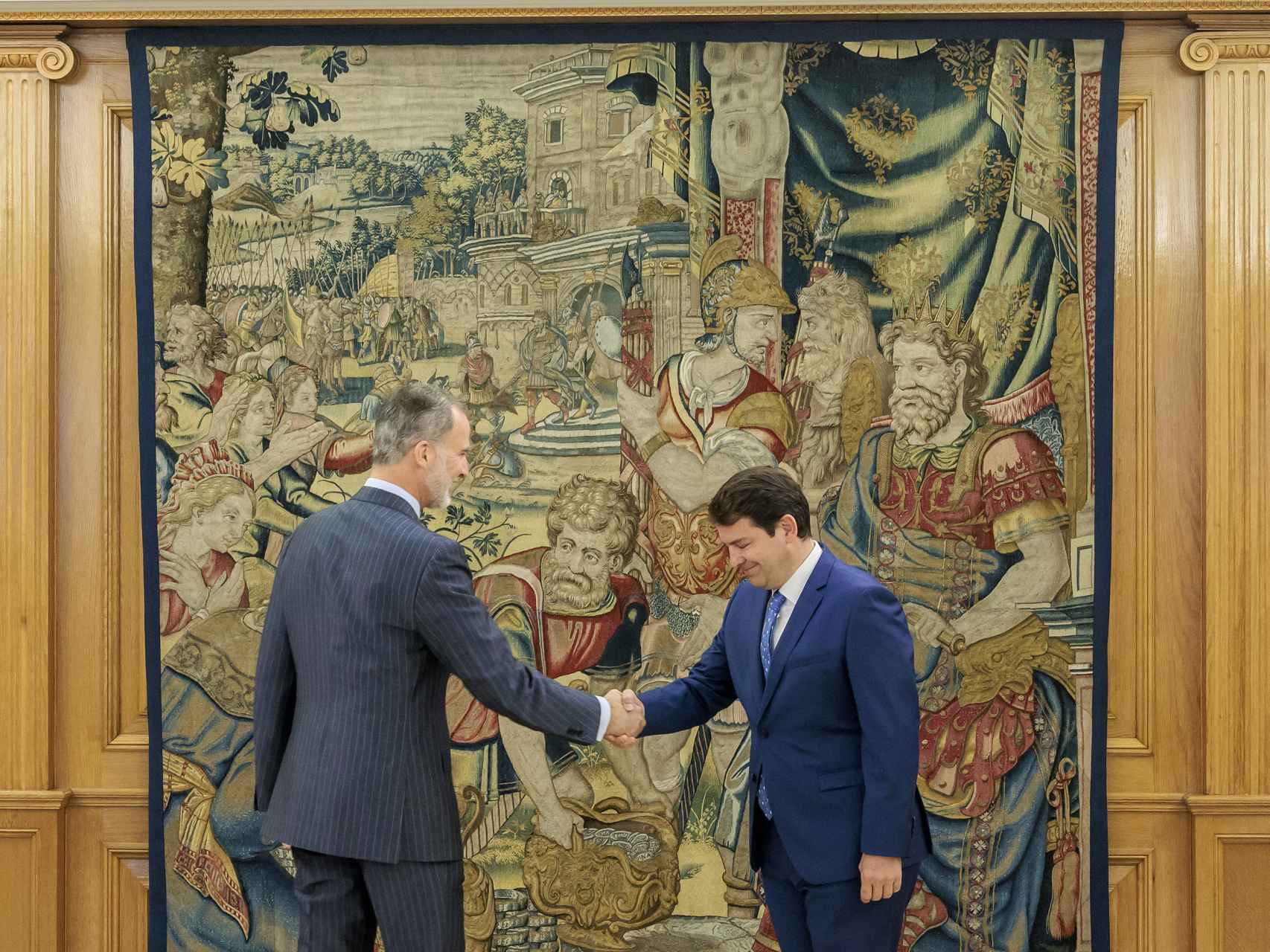 El rey Felipe VI recibe en audiencia a Mañueco en Zarzuela, este miércoles.