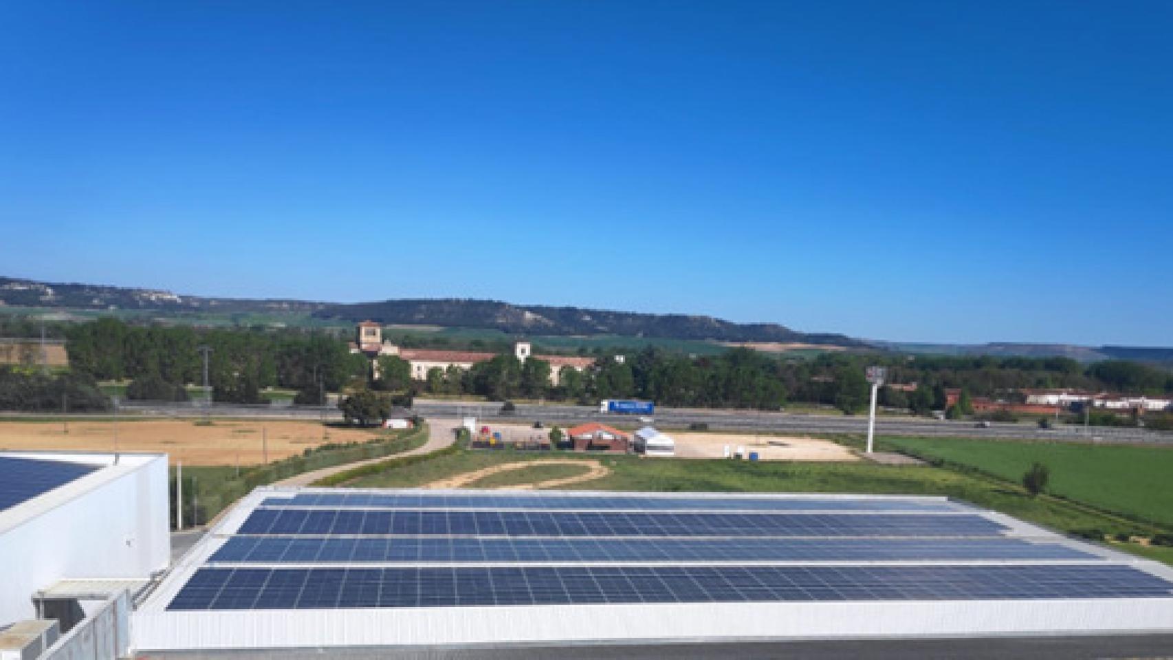 Chocolates Trapa se une a las energías verdes con una instalación solar en su fábrica palentina