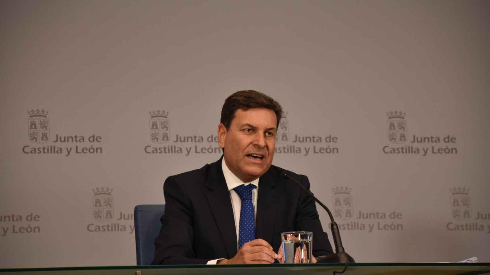 Carlos Fernández Carriedo durante la rueda de prensa posterior al Consejo de gobierno de este jueves.