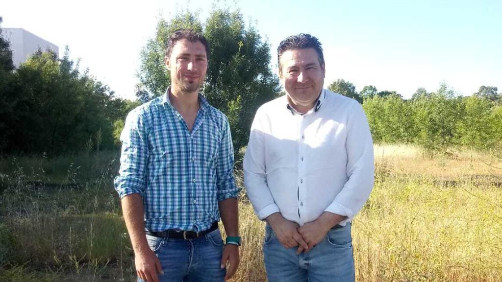 Luis García (UPL-Salamanca) y Luis Mariano Santos (Secr. Gral. UPL) tras la reunión