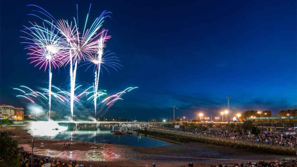 Fuegos artificiales de las Fiestas de Bouzas.