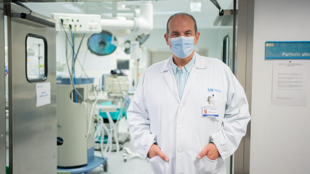 Javier García, en el Hospital Puerta de Hierro.