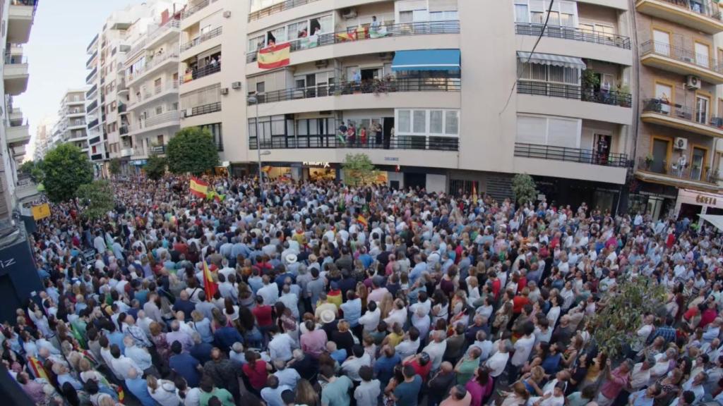 Acto de Vox este viernes por la noche en Sevilla.