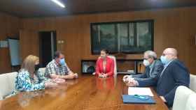 Clara San Damián en la reunión con los alcaldes de Campos-Lampreana este viernes.