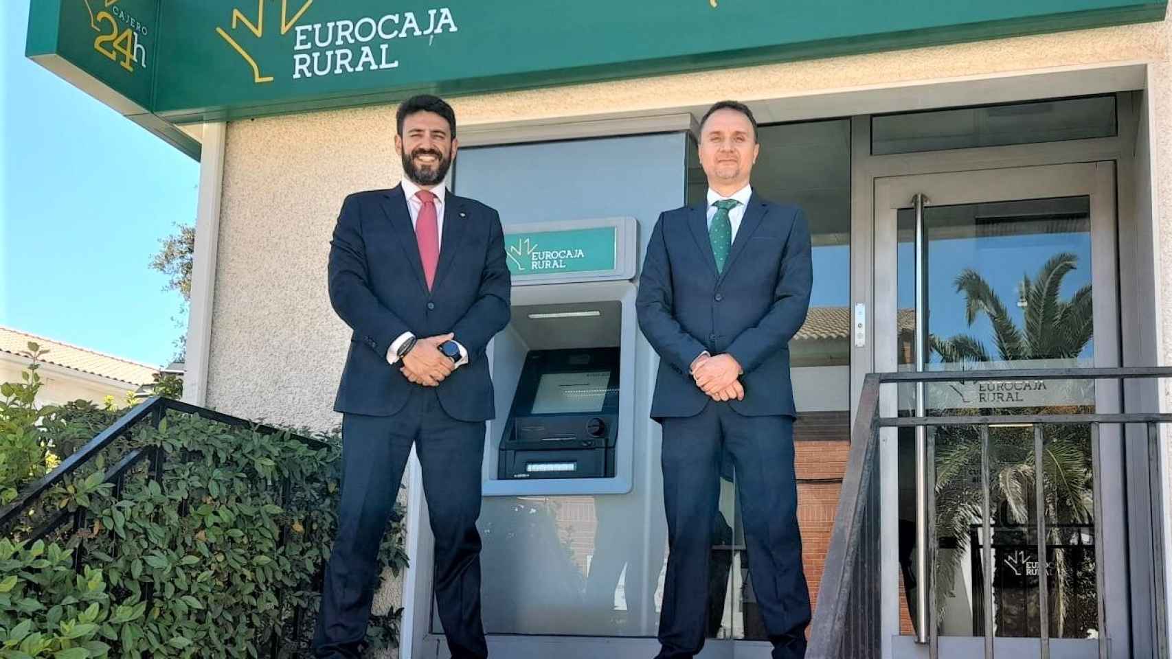 Eurocaja Rural inaugura su tercera oficina de la semana en Serranillos del Valle (Madrid)