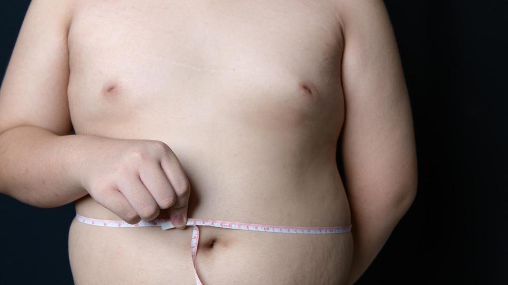 Sin Pan a los 9, Operación a los 16 años: el Drama de la Obesidad Infantil en España