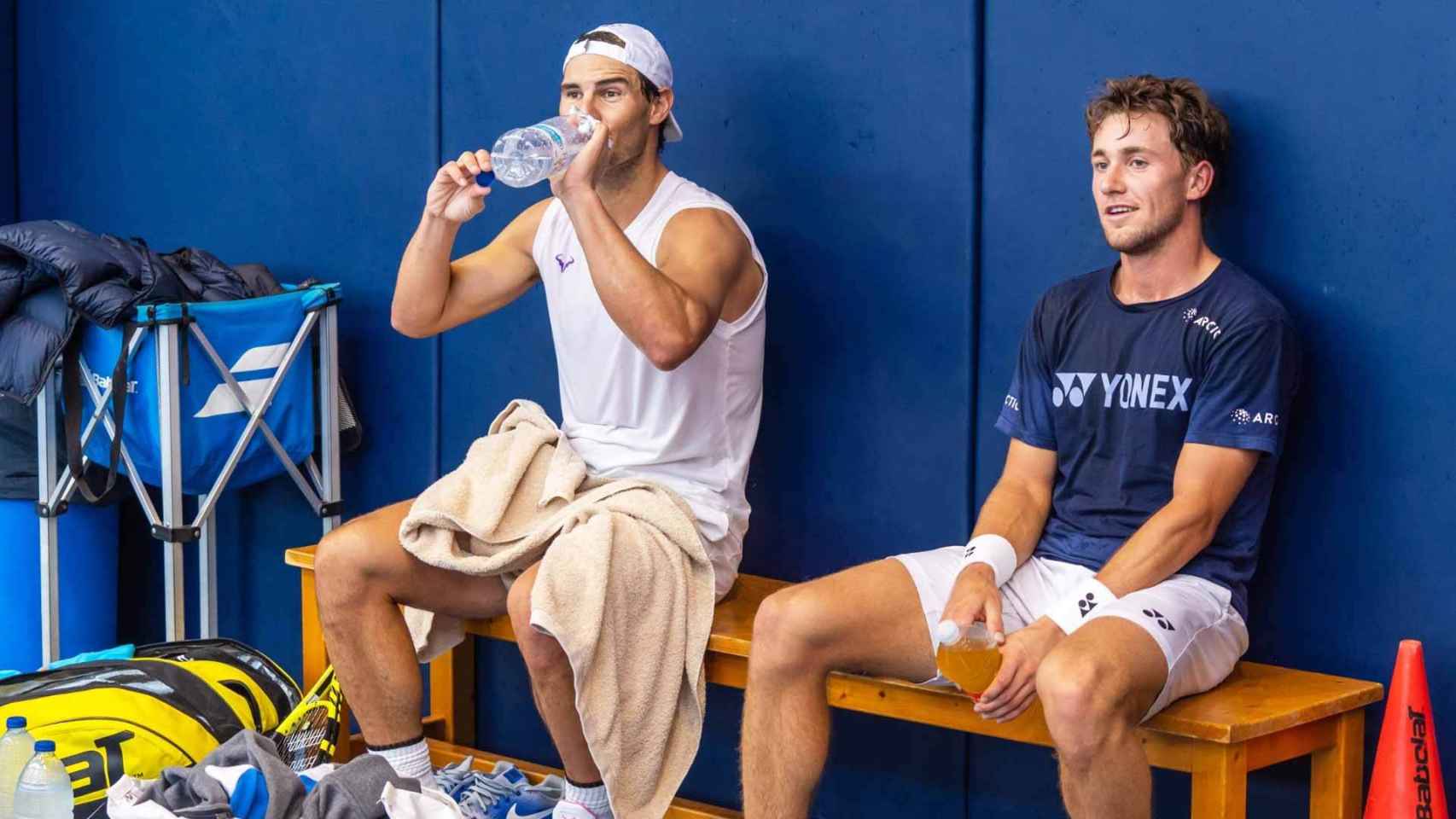 Rafael Nadal y Casper Ruud, en la Rafael Nadal Academy en 2019