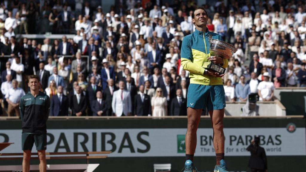 Rafa Nadal, en el podio de la Philippe Chatrier.