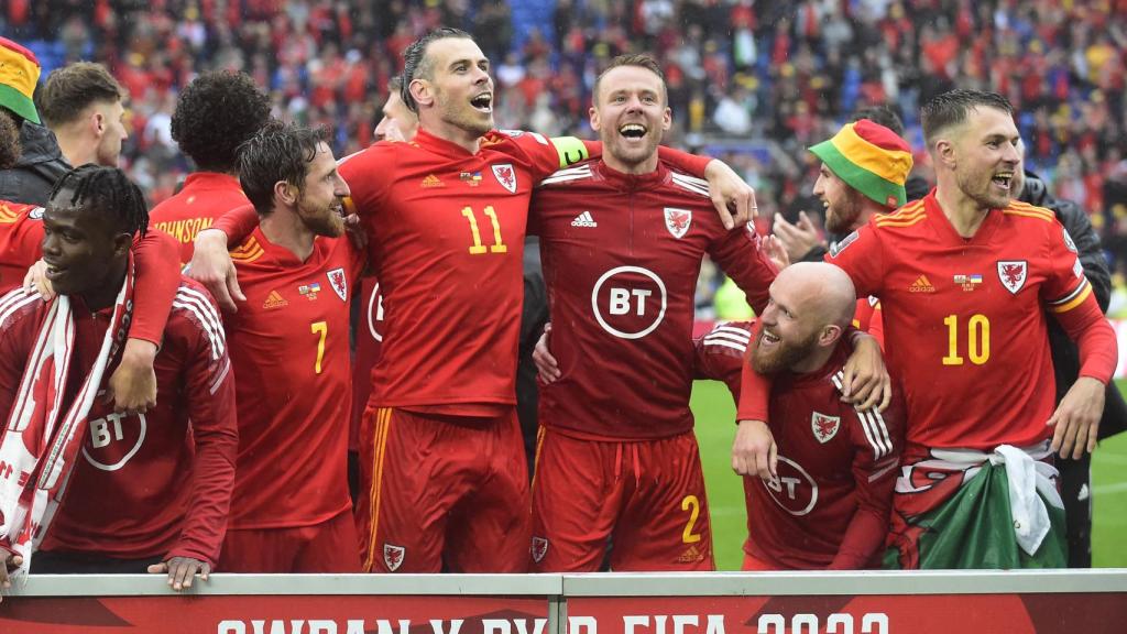 La felicidad de Gareth Bale tras la clasificación para Qatar.