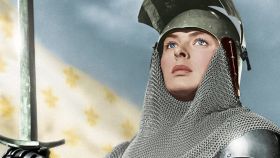 Ingrid Bergman interpretando a Juana de Arco en la película de 1948.