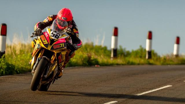 El piloto Davy Morgan durante una carrera