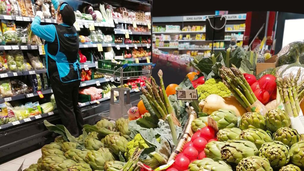 Los supermercados tendrán que publicitar alimentos de temporada y fomentar  la cocina de aprovechamiento