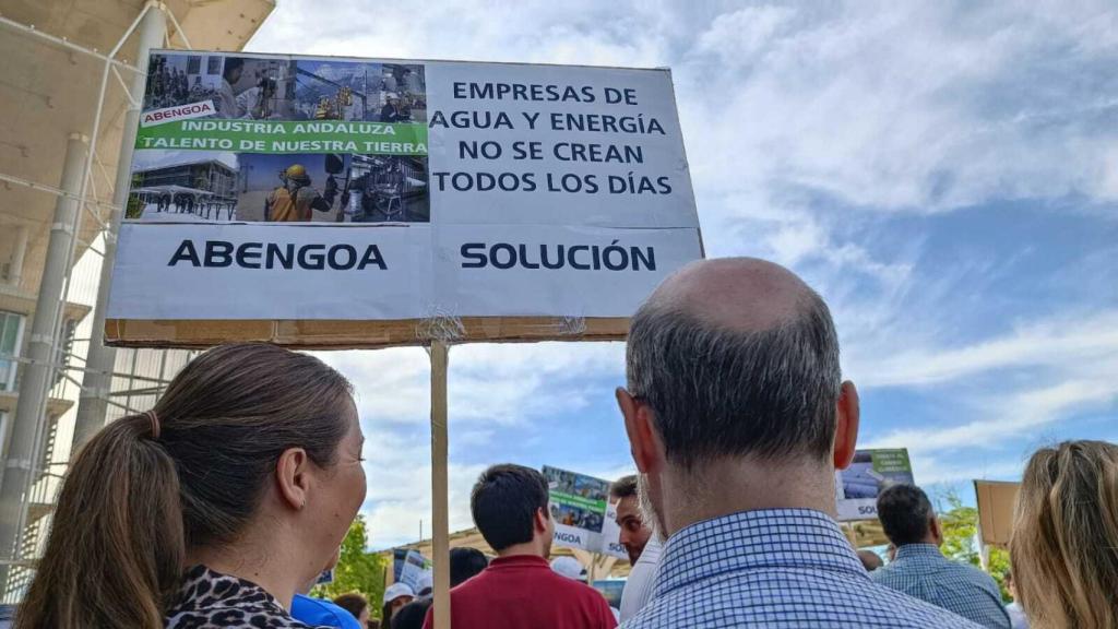 Manifestación de los trabajadores de Abengoa este miércoles.