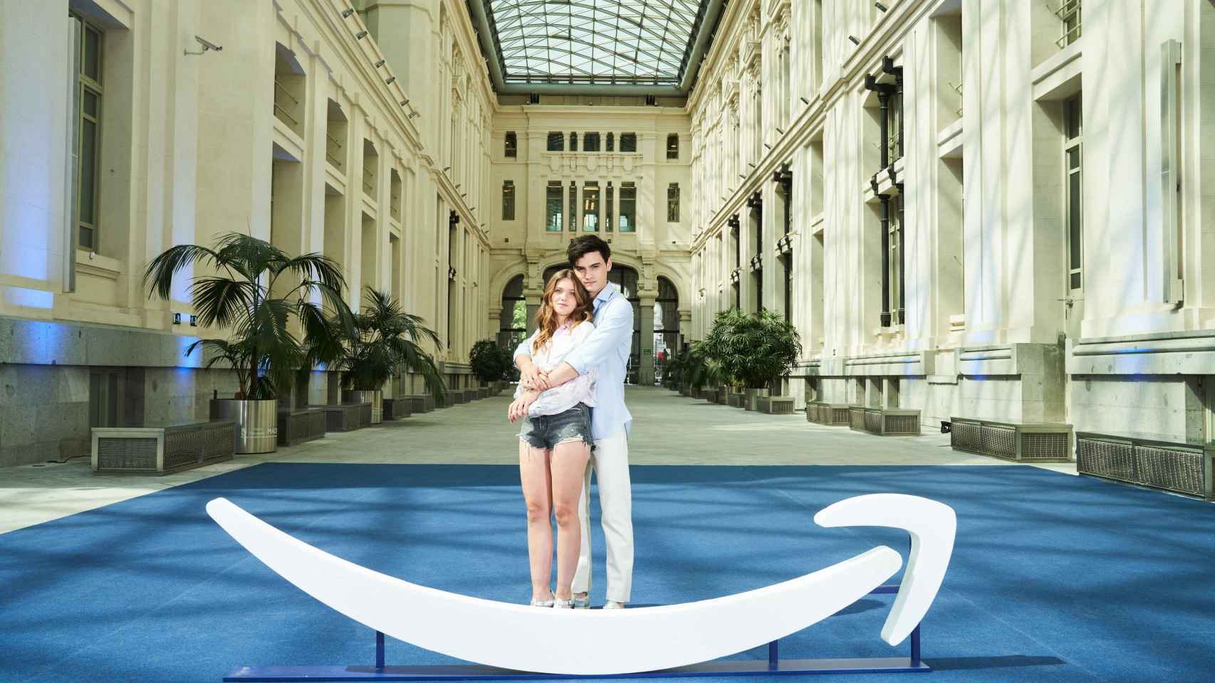 Nicole Wallace y Gabriel Guevara protagonizarán la adaptación de 'Culpa mía' de Amazon Prime Video.