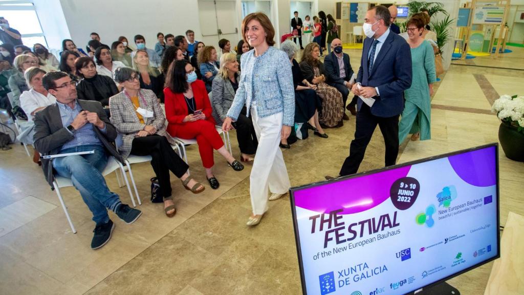 Ángeles Vázquez y Julio García Comesaña durante el evento.