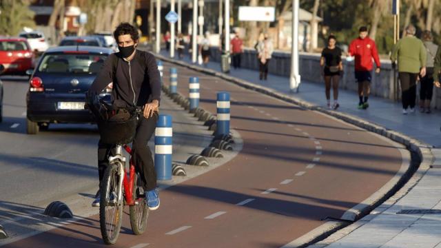 Uno de los carriles bici de Málaga.