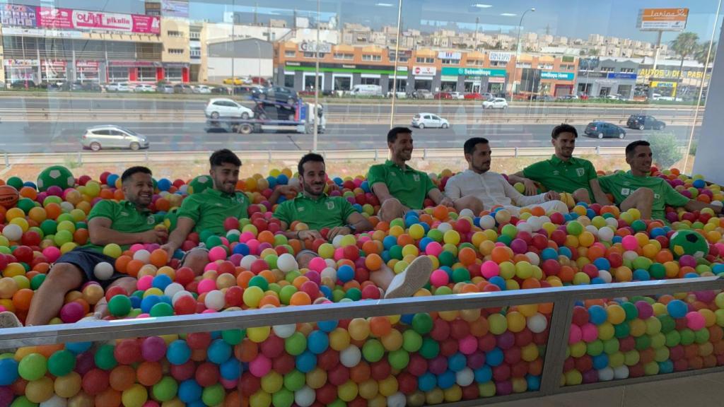 Los jugadores del BeSoccer UMA Antequera durante el media day previo a la final del playoff