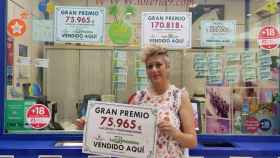 Ana Belén Moralejo, vendedora de lotería del Centro Comercial Valderaduey