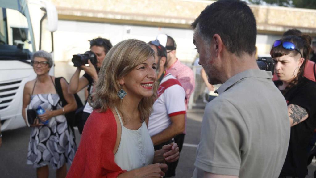 Yolanda Díaz junto a Antonio Maíllo.