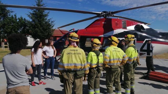 La base de Sahechores se estrena como aeródromo para aviones de extinción de incendios forestales