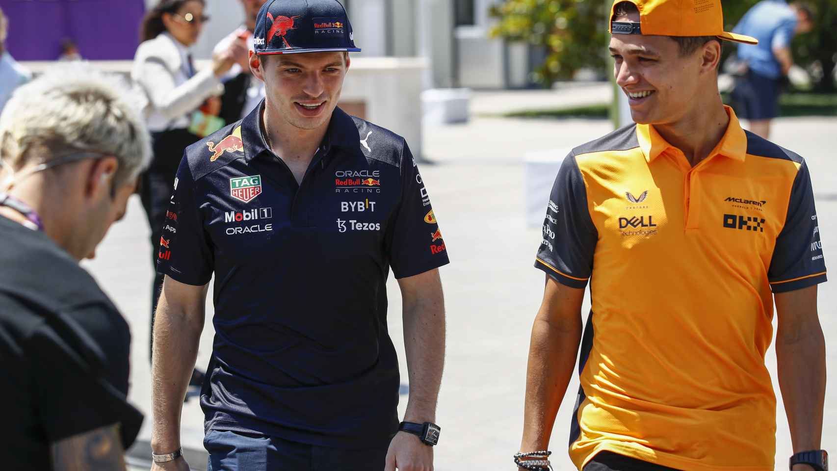 Max Verstappen y Lando Norris en el Gran Premio de Bakú