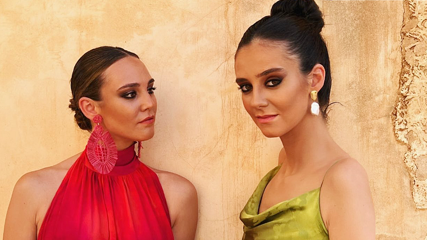 Victoria Federica con su mejor amiga, Rocío Laffón Molina, este sábado, 11 de junio, en Sevilla.