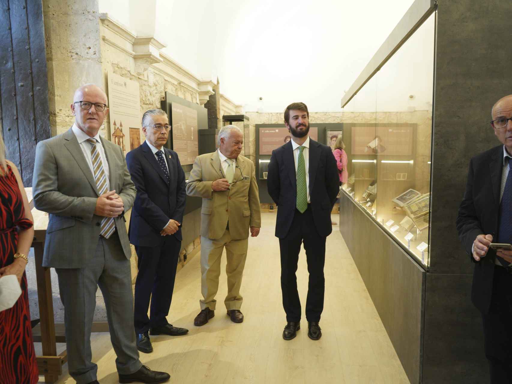 El vicepresidente de la Junta, Juan García-Gallardo, en la inauguración del Centro de Interpretación ‘Museo del Libro’ de Covarrubias, en Burgos.
