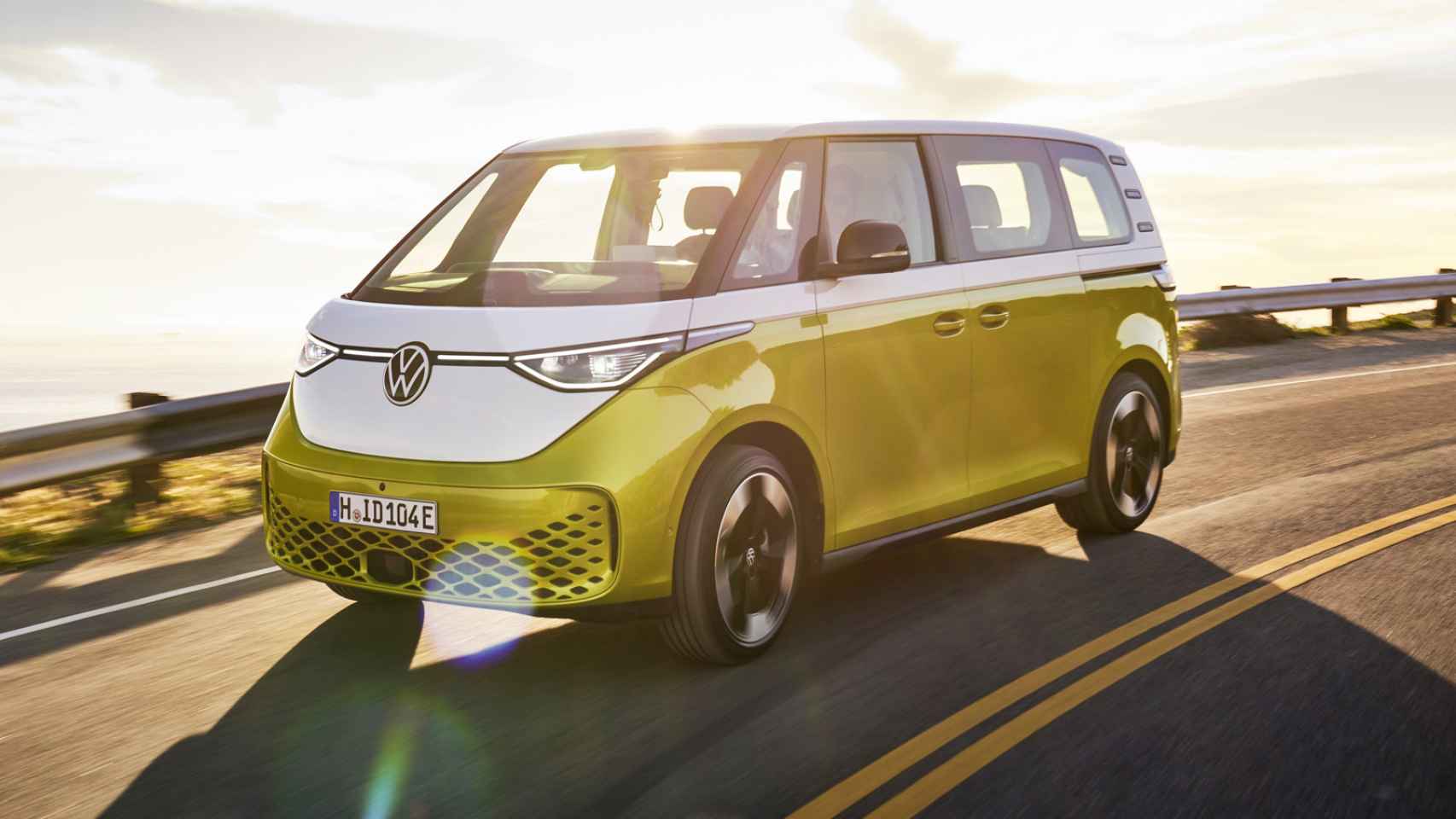 Volkswagen pone a la venta su ‘furgo’ eléctrica ID.Buzz; los precios de este icono ahora en cero emisiones