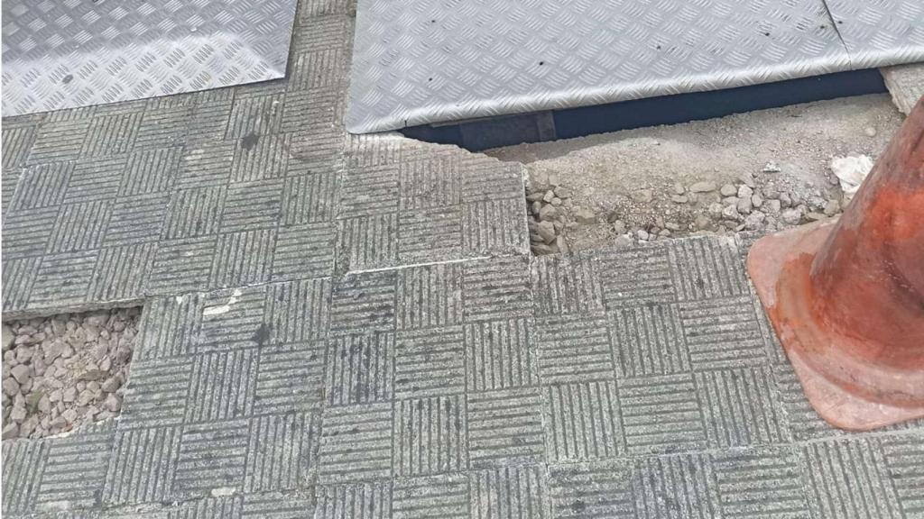 Problemas del pavimento en la avenida Santa Cristina
