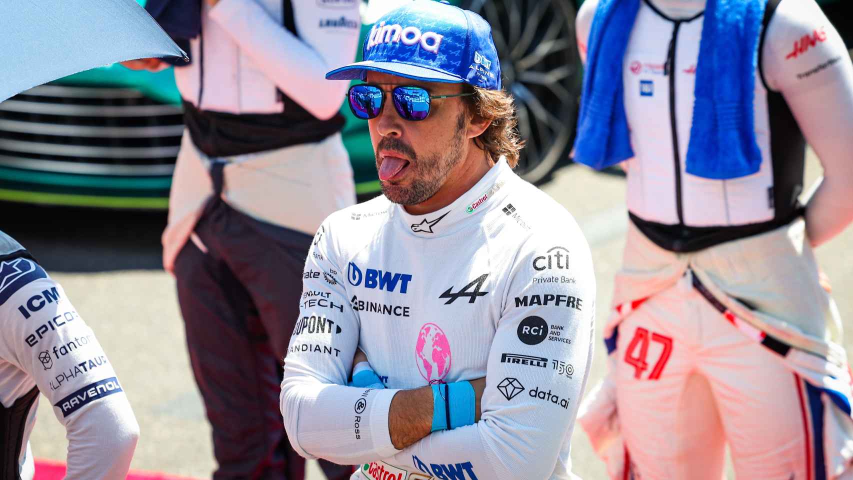 Fernando Alonso en la parrilla del Gran Premio de Bakú 2022