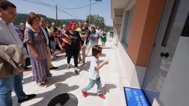 Entrega de viviendas en Cerdedo-Cotobade.