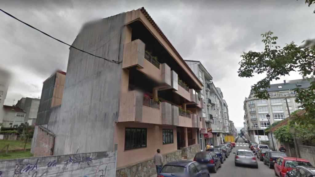 Edificio donde fue hallada la joven.