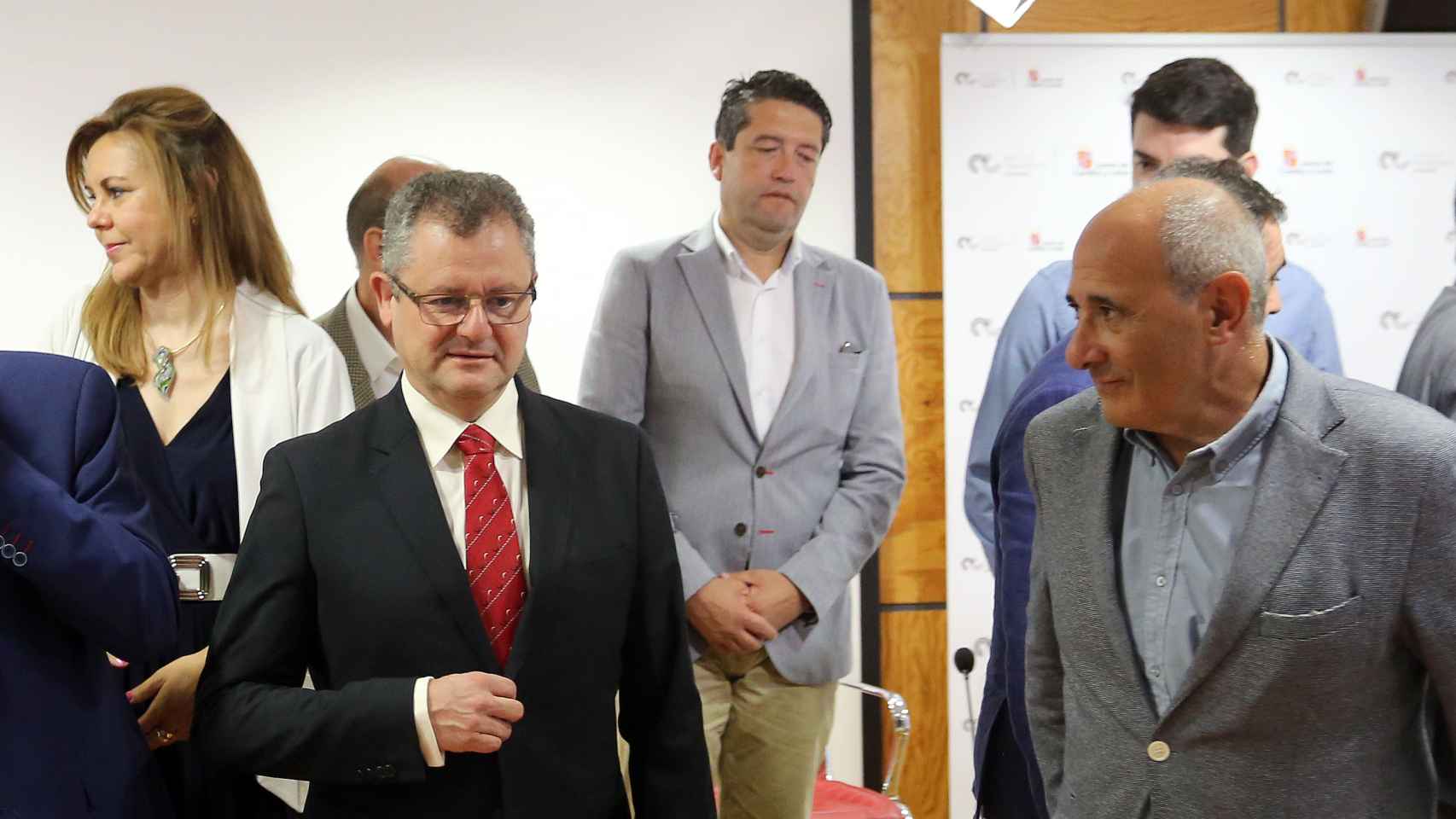 Gerardo Dueñas con representantes de Vitartis y Empresa Familiar Castilla y León.