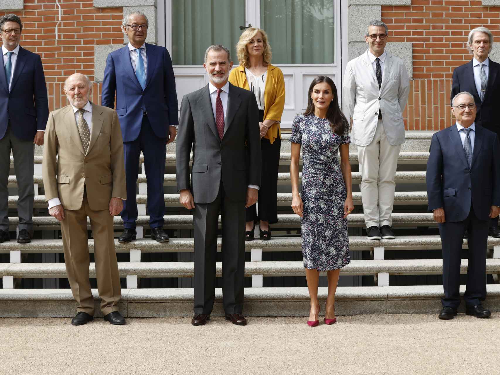 Los reyes Felipe y Letizia con  el Patronato de la Fundación Comité Español de los Colegios del Mundo Unido.