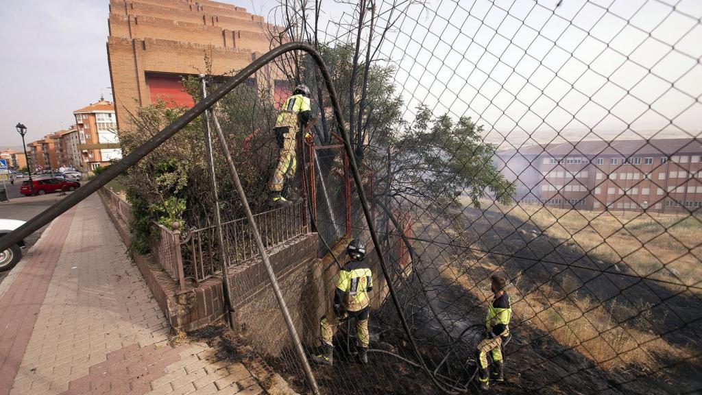 Incendio de maleza