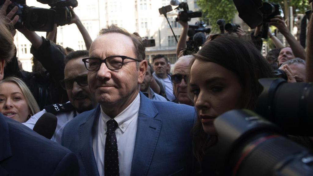 El actor estadounidense Kevin Spacey este jueves a su llegada a la  Corte de Magistrados de Westminster.