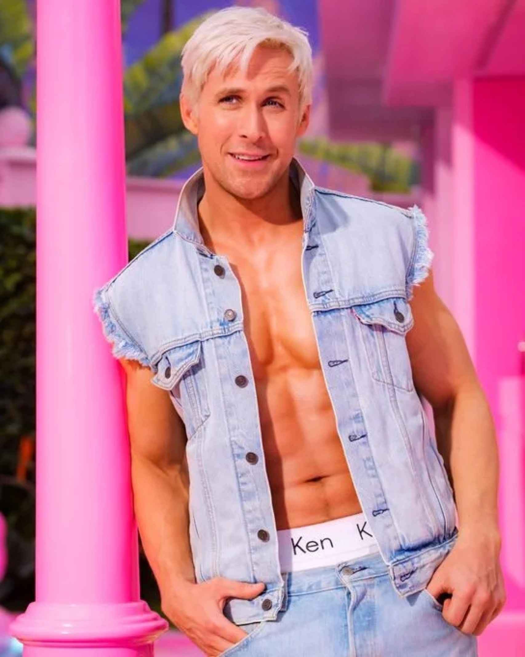 Ryan Gosling como Ken en la película 'Barbie'.
